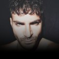 How does Valuxxo encourage men to develop and maintain a consistent skincare routine?