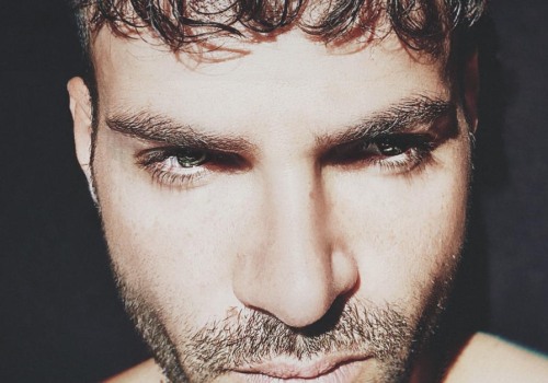 Why Valuxxo Is Redefining Natural Skincare for Men
